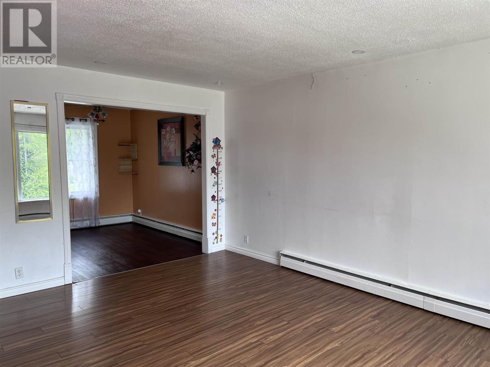 4 Sund Cres, Marathon, Ontario  P0T 2E0 - Photo 4 - TB250584