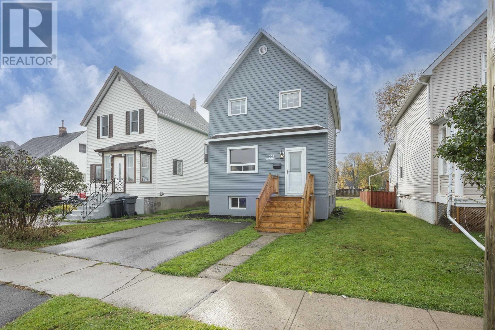 226 Brock ST E, Thunder Bay, Ontario