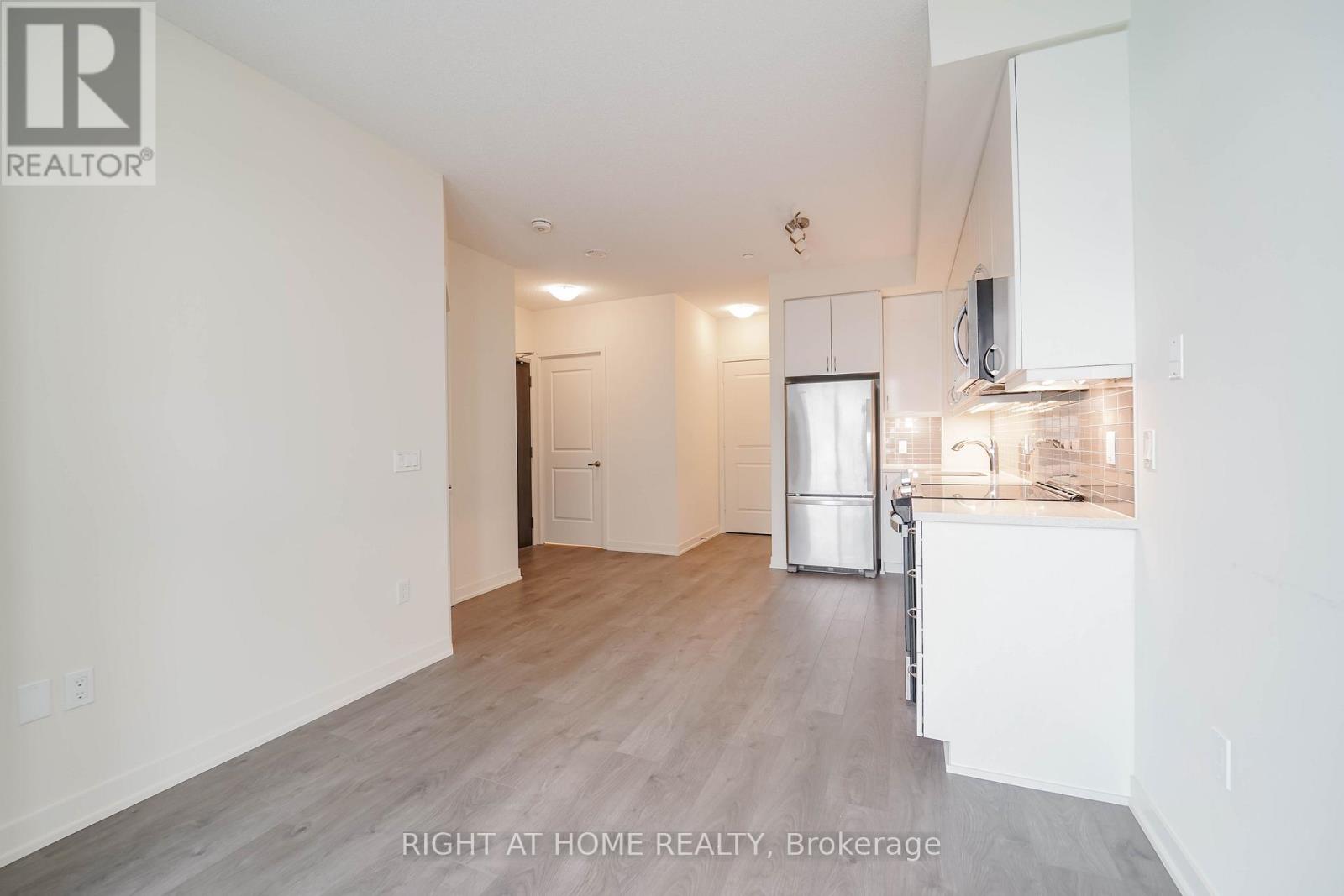 3001 - 38 Annie Craig Drive, Toronto, Ontario  M8V 0G9 - Photo 8 - W12473234