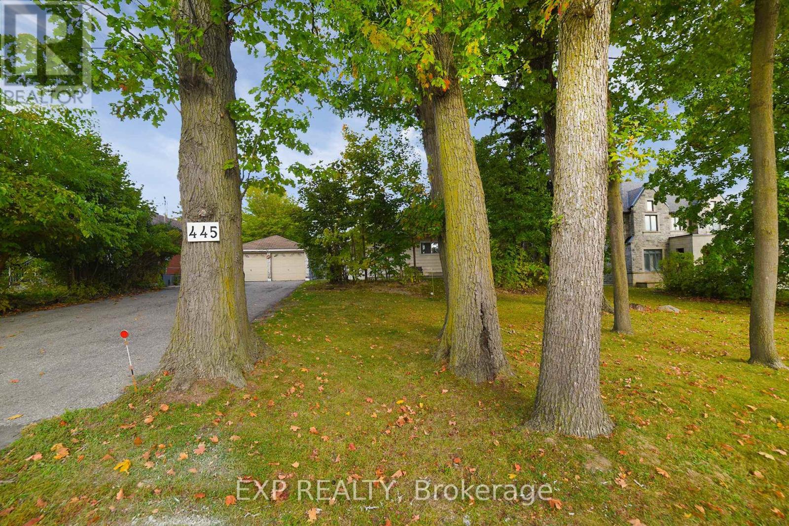 445 Martin Grove Road, Toronto, Ontario  M9B 4M3 - Photo 2 - W12473247