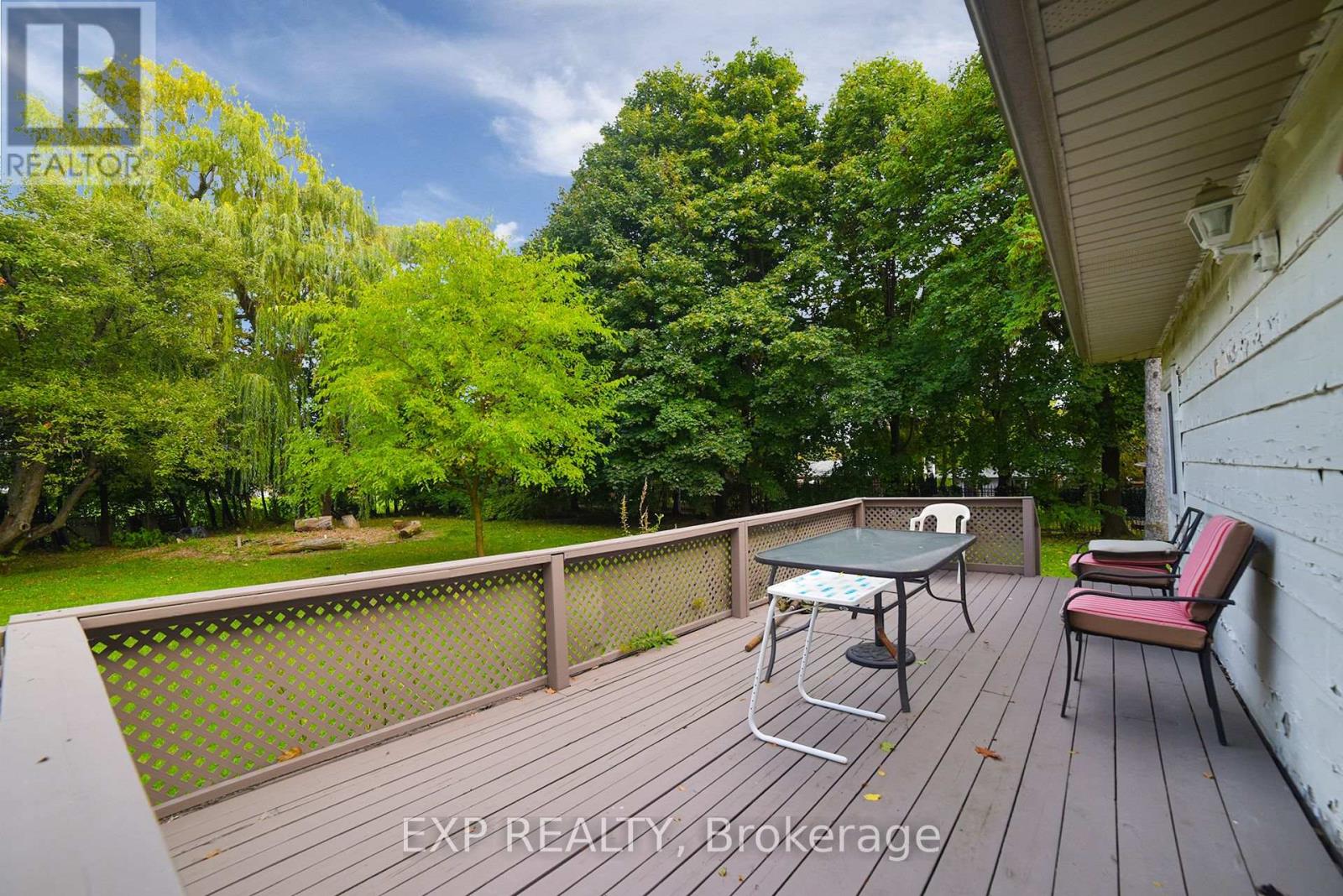 445 Martin Grove Road, Toronto, Ontario  M9B 4M3 - Photo 32 - W12473247