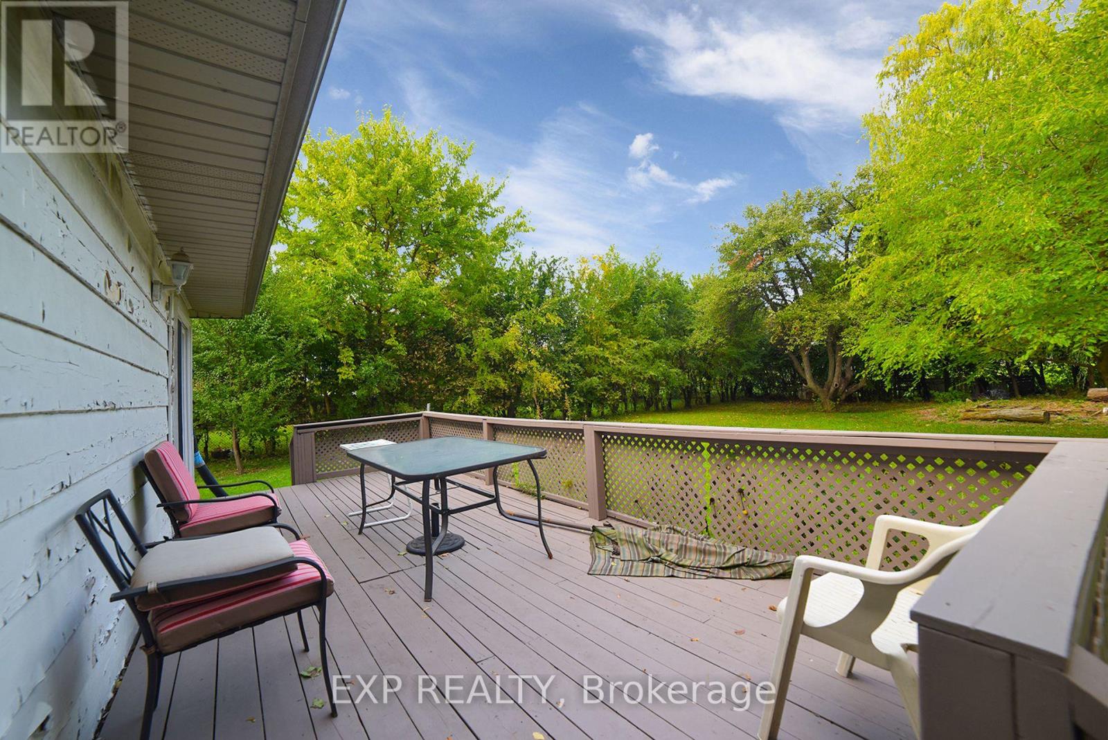 445 Martin Grove Road, Toronto, Ontario  M9B 4M3 - Photo 33 - W12473247