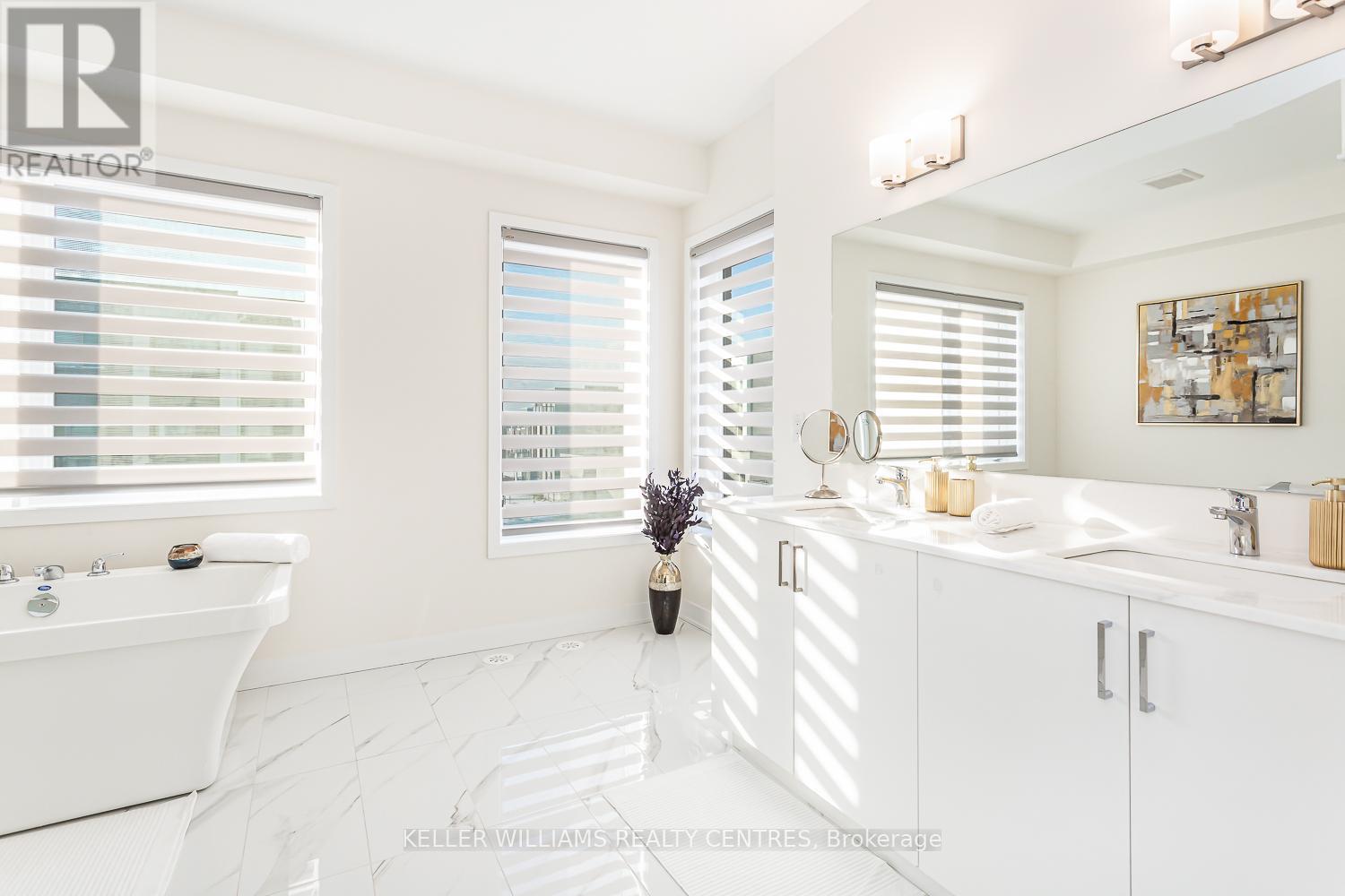 89 William Duncan Road, Toronto, Ontario  M3K 0C7 - Photo 15 - W12473282