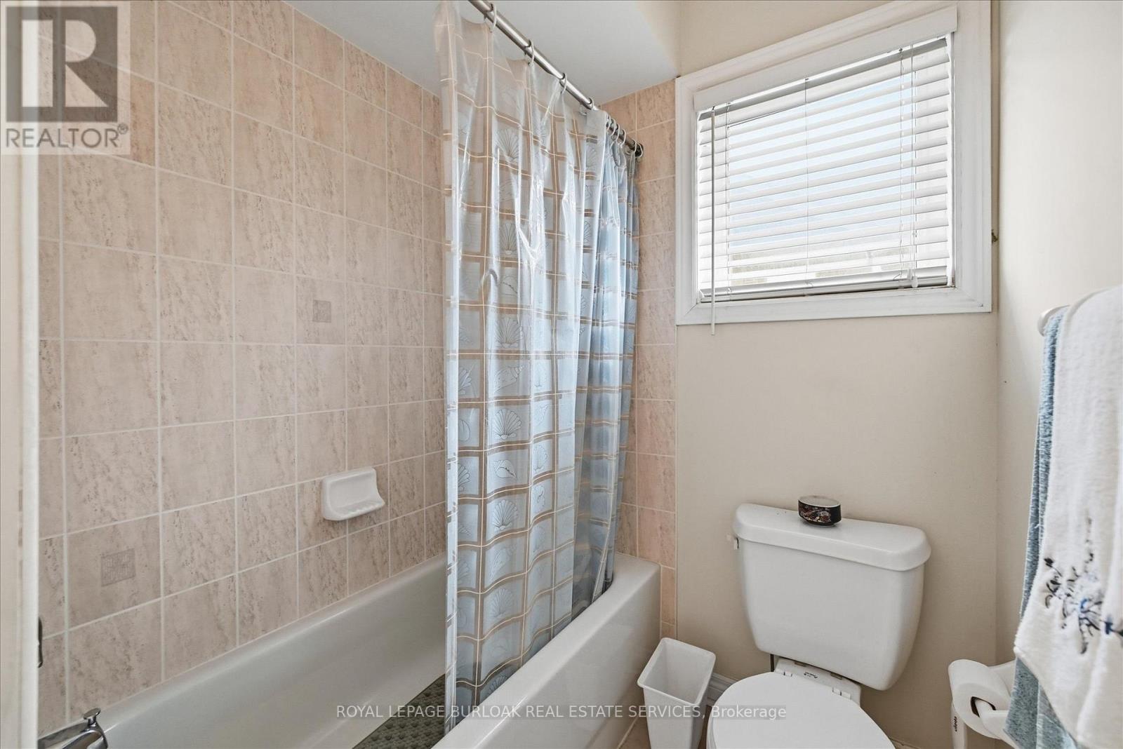 2279 Milford Lane, Oakville, Ontario  L6H 7K7 - Photo 31 - W12473289