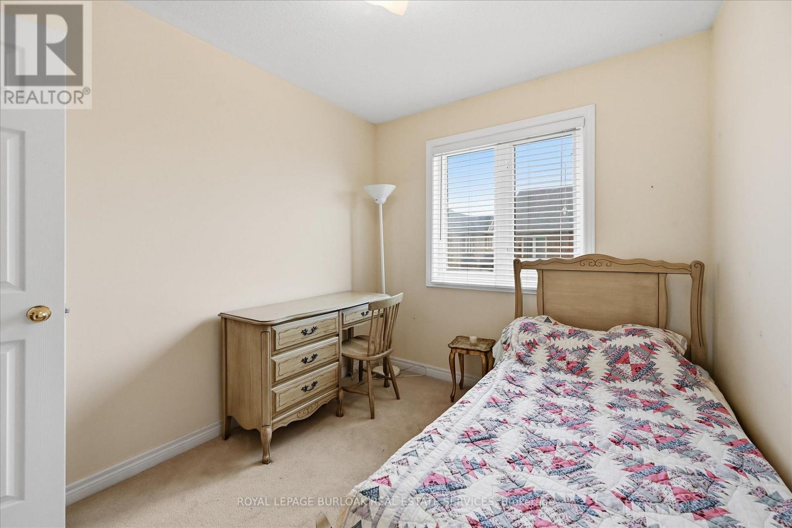 2279 Milford Lane, Oakville, Ontario  L6H 7K7 - Photo 33 - W12473289