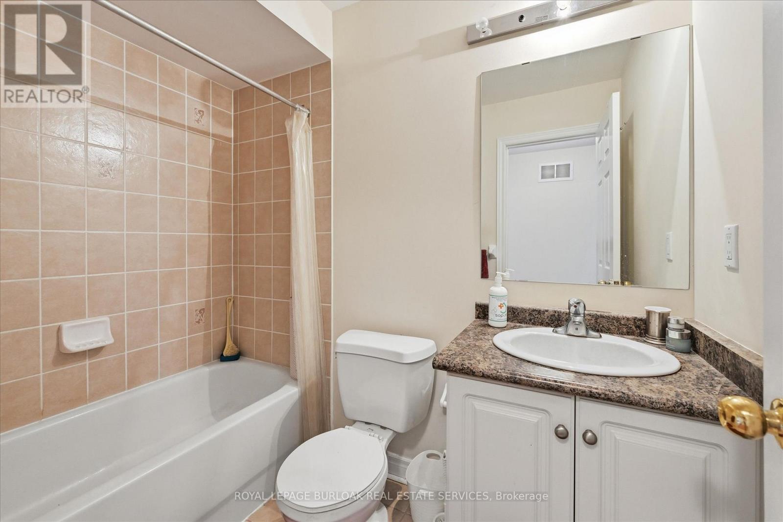 2279 Milford Lane, Oakville, Ontario  L6H 7K7 - Photo 34 - W12473289