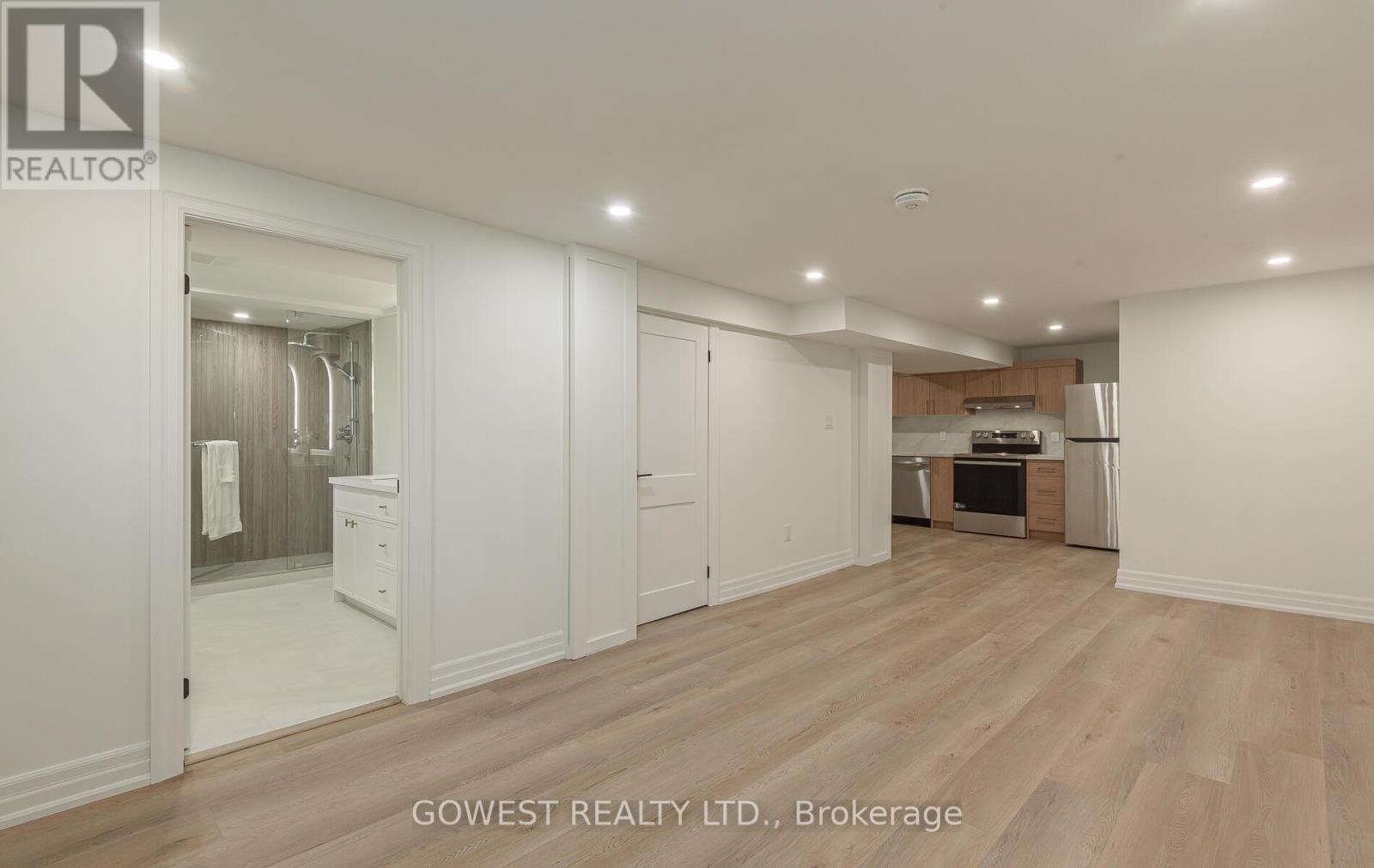 27 Hollister Road, Toronto, Ontario  M9C 4M6 - Photo 31 - W12473310