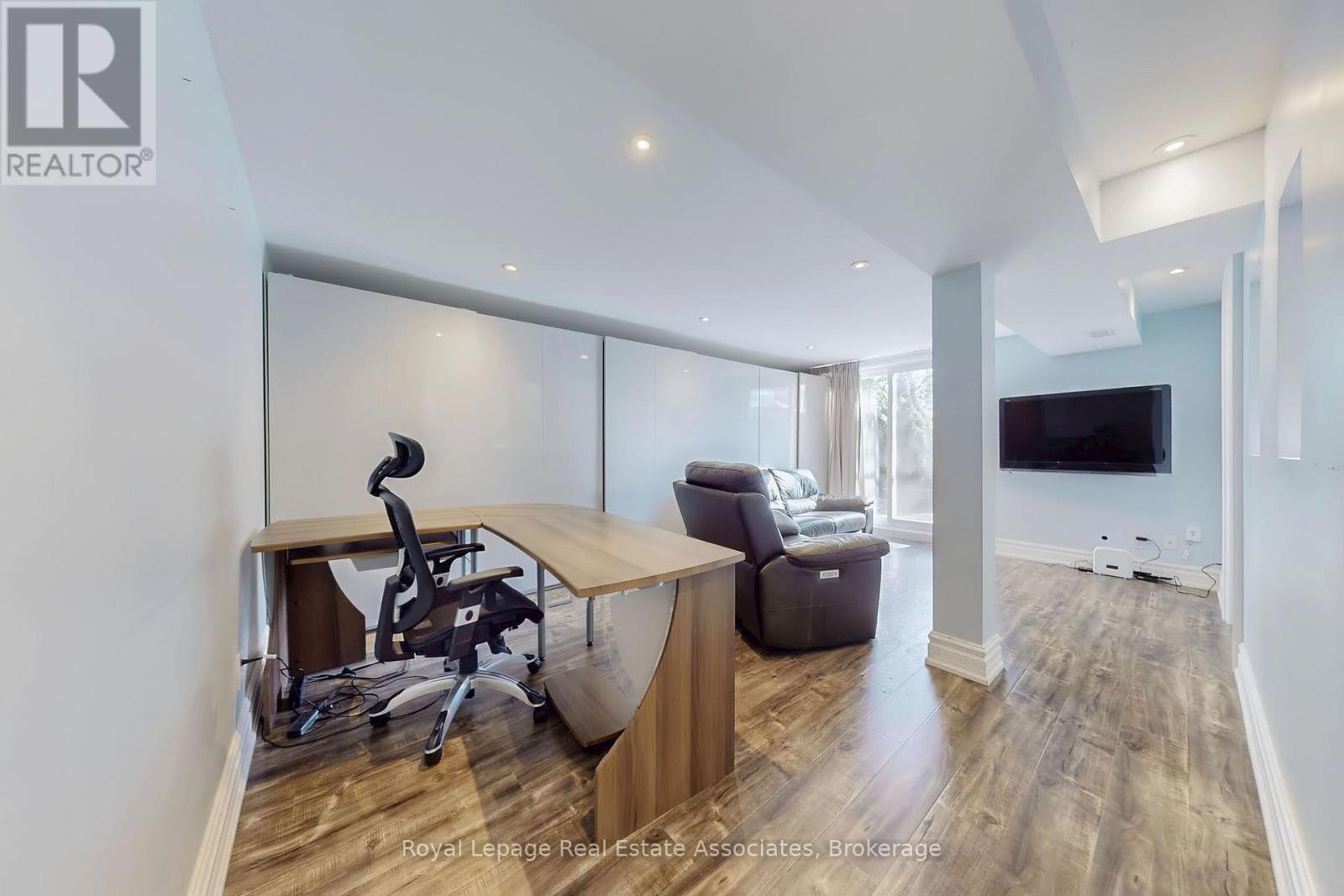 53 - 600 Silver Creek Boulevard, Mississauga, Ontario  L5A 2B4 - Photo 35 - W12473314