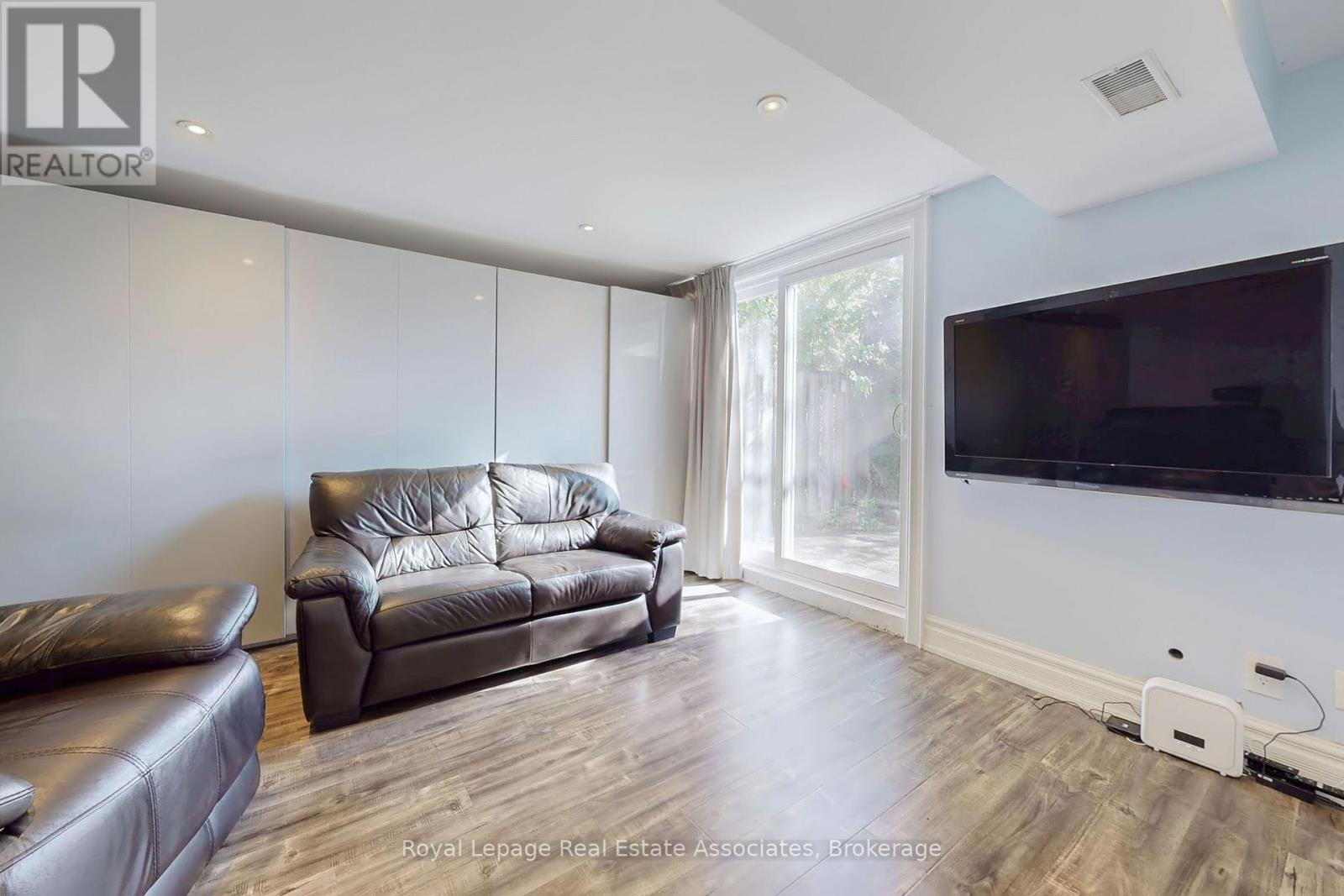 53 - 600 Silver Creek Boulevard, Mississauga, Ontario  L5A 2B4 - Photo 36 - W12473314