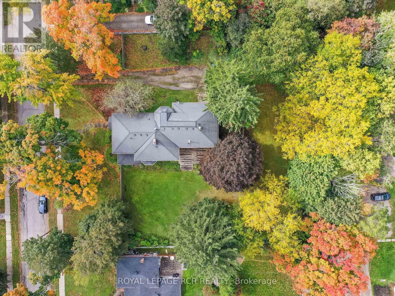 11 Third Avenue, Orangeville, Ontario  L9W 1G8 - Photo 50 - W12473320