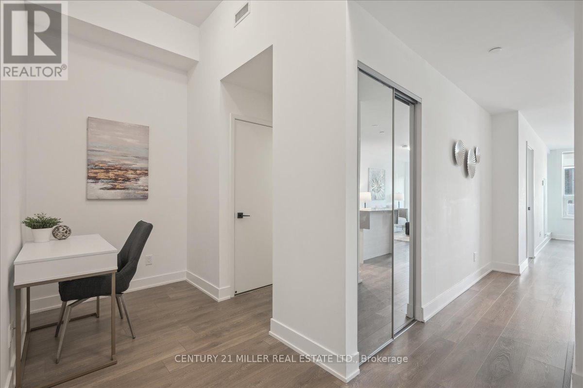 466 - 2481 Taunton Road, Oakville, Ontario  L6H 3R7 - Photo 5 - W12473335