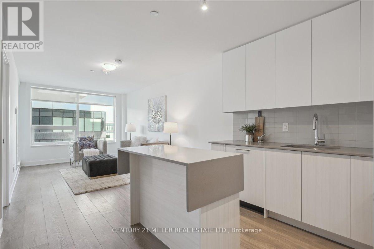466 - 2481 Taunton Road, Oakville, Ontario  L6H 3R7 - Photo 8 - W12473335