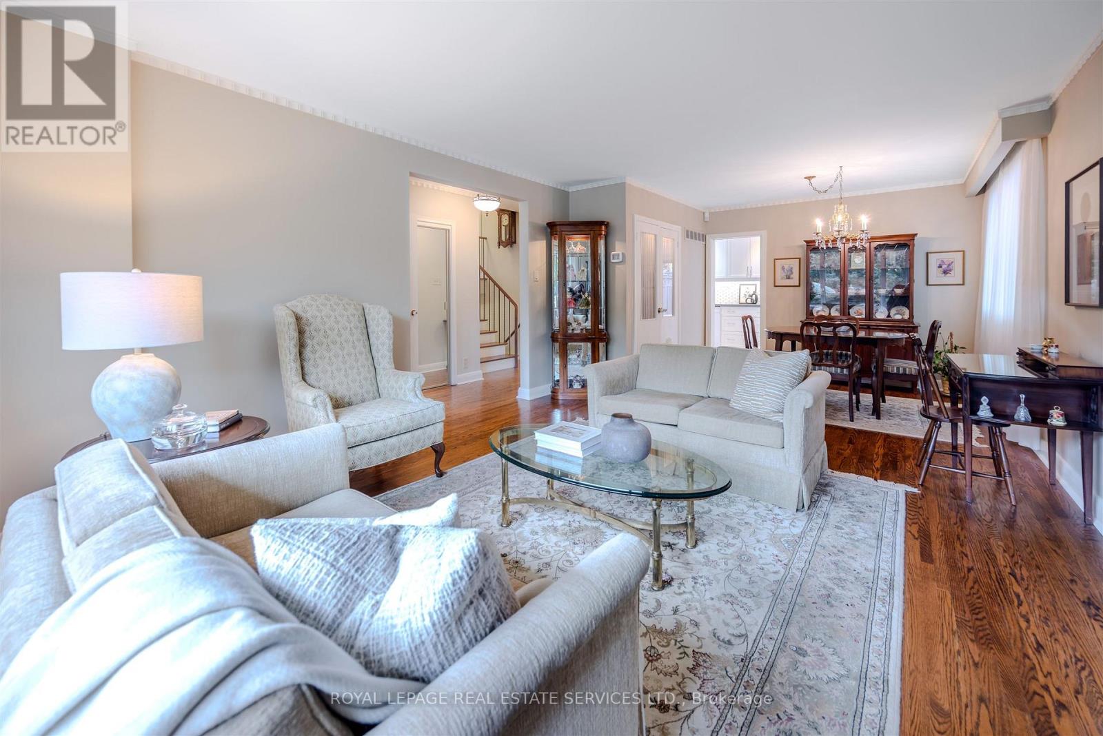 48 Reid Manor, Toronto, Ontario  M8Y 2J1 - Photo 6 - W12473380