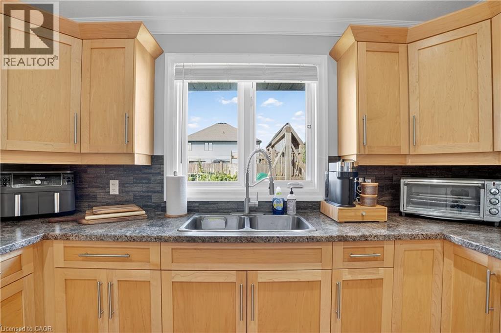 925 Reserve Avenue S, Listowel, Ontario  N4W 0B8 - Photo 24 - 40780461