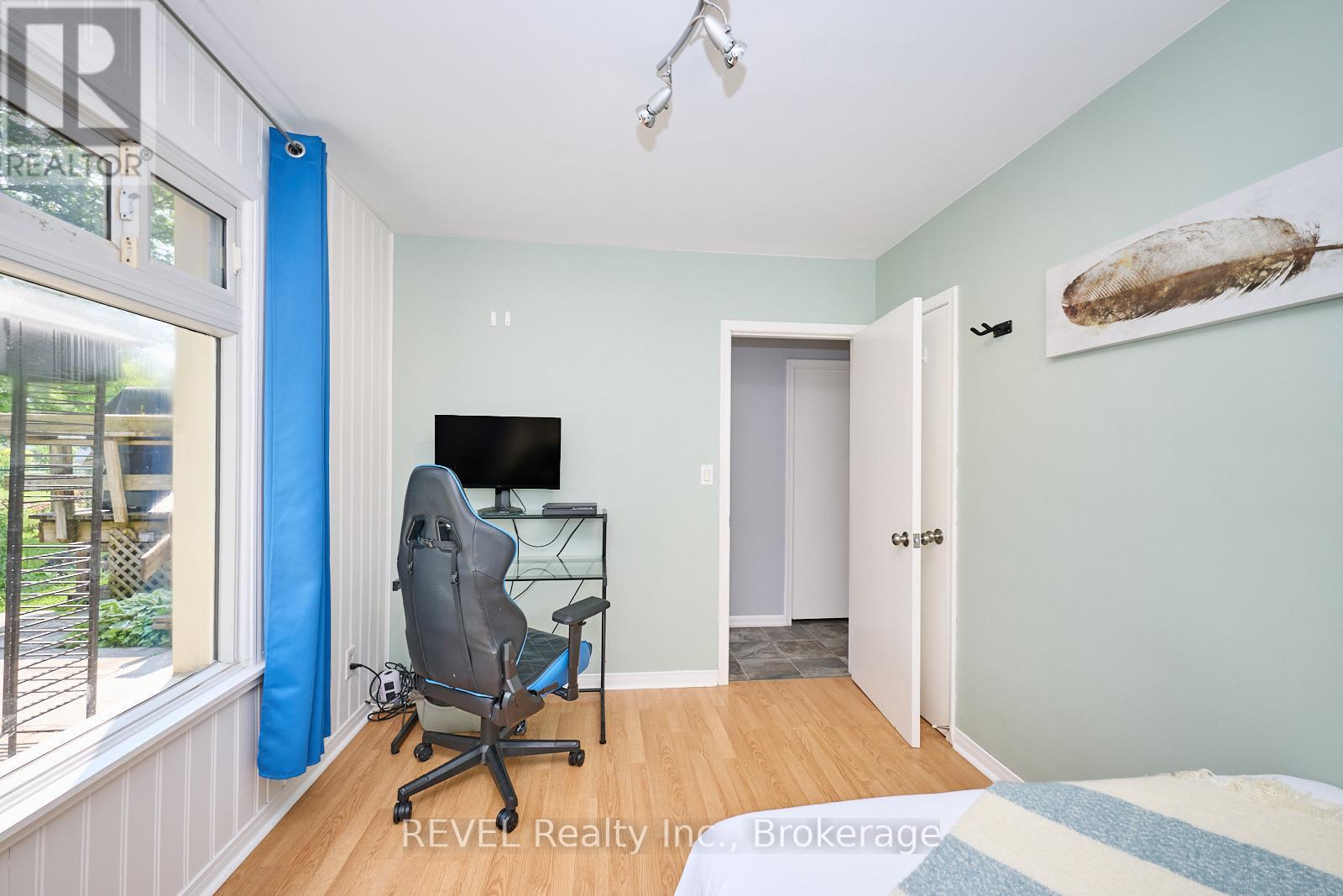 6724 Mcmicking Street, Niagara Falls, Ontario  L2J 1X3 - Photo 25 - X12473439