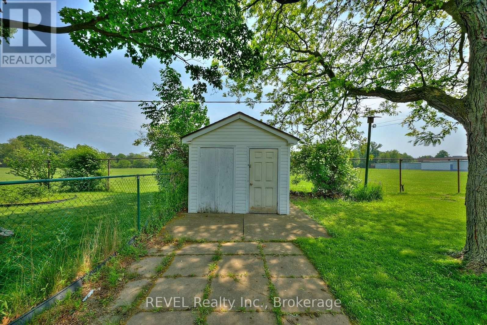 6724 Mcmicking Street, Niagara Falls, Ontario  L2J 1X3 - Photo 34 - X12473439