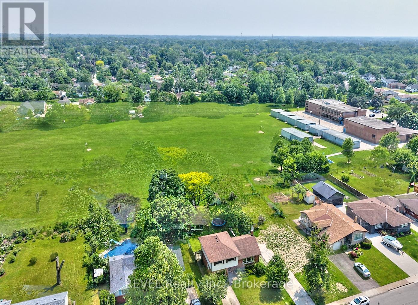 6724 Mcmicking Street, Niagara Falls, Ontario  L2J 1X3 - Photo 41 - X12473439