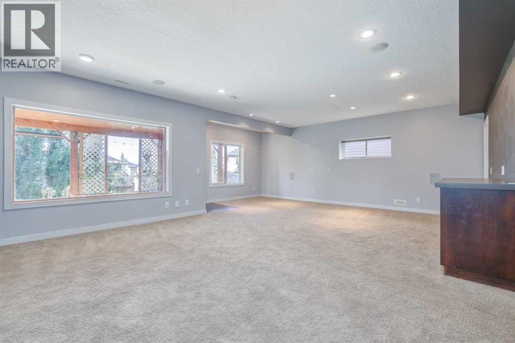 129 Pantego Bay Nw, Calgary, Alberta  T3K 0B7 - Photo 28 - A2255406