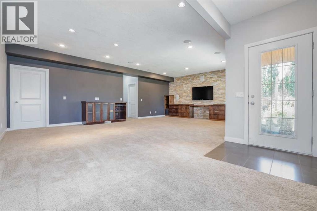 129 Pantego Bay Nw, Calgary, Alberta  T3K 0B7 - Photo 29 - A2255406