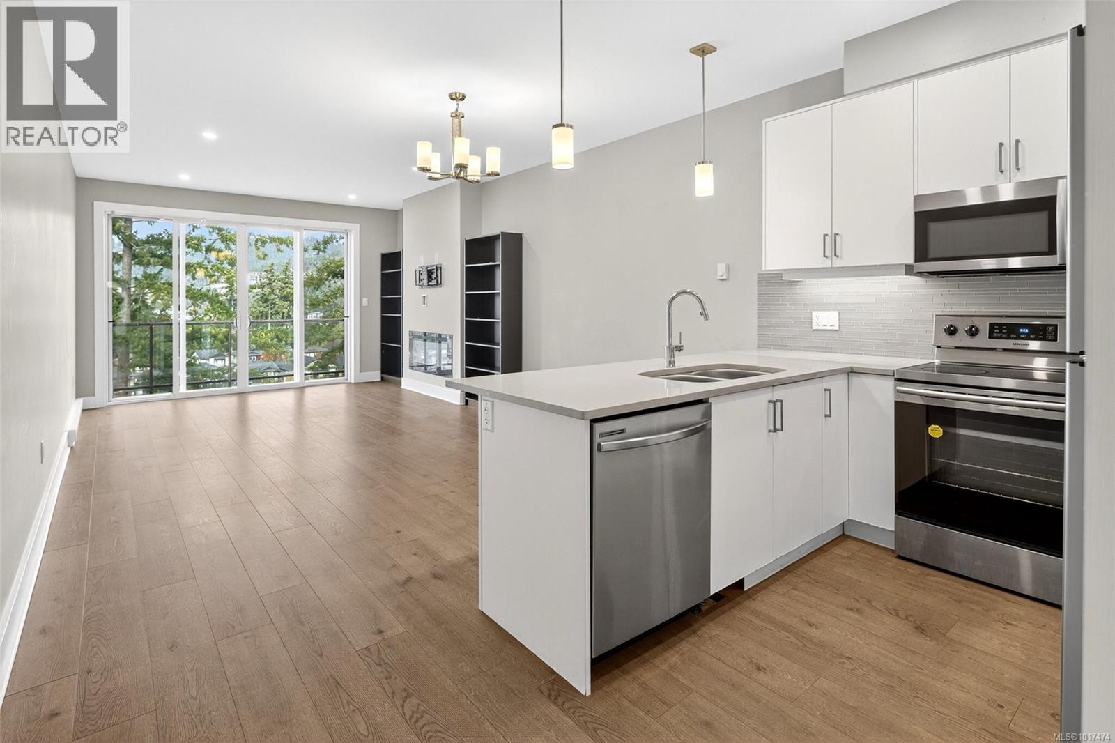 948 Warbler Close, Langford, British Columbia V9C 0J4 - Photo 4 - 1017474