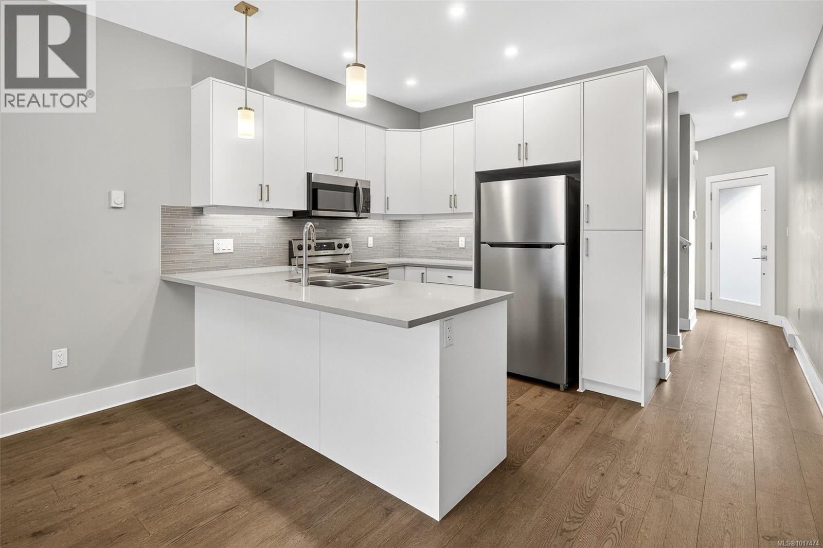 948 Warbler Close, Langford, British Columbia V9C 0J4 - Photo 6 - 1017474