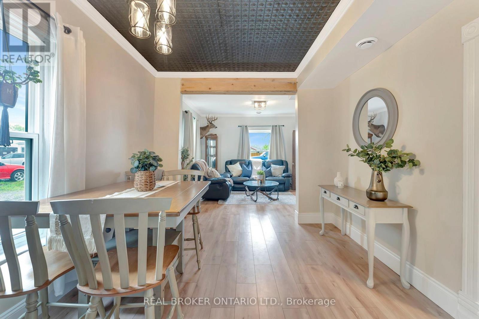 16 John Street, Haldimand, Ontario  N0A 1H0 - Photo 11 - X12473245