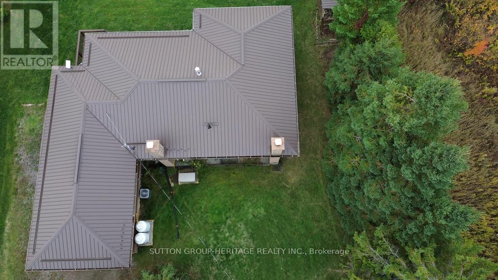 584 Rohallion Road S, Kawartha Lakes (Carden), Ontario  L0K 1B0 - Photo 24 - X12473268