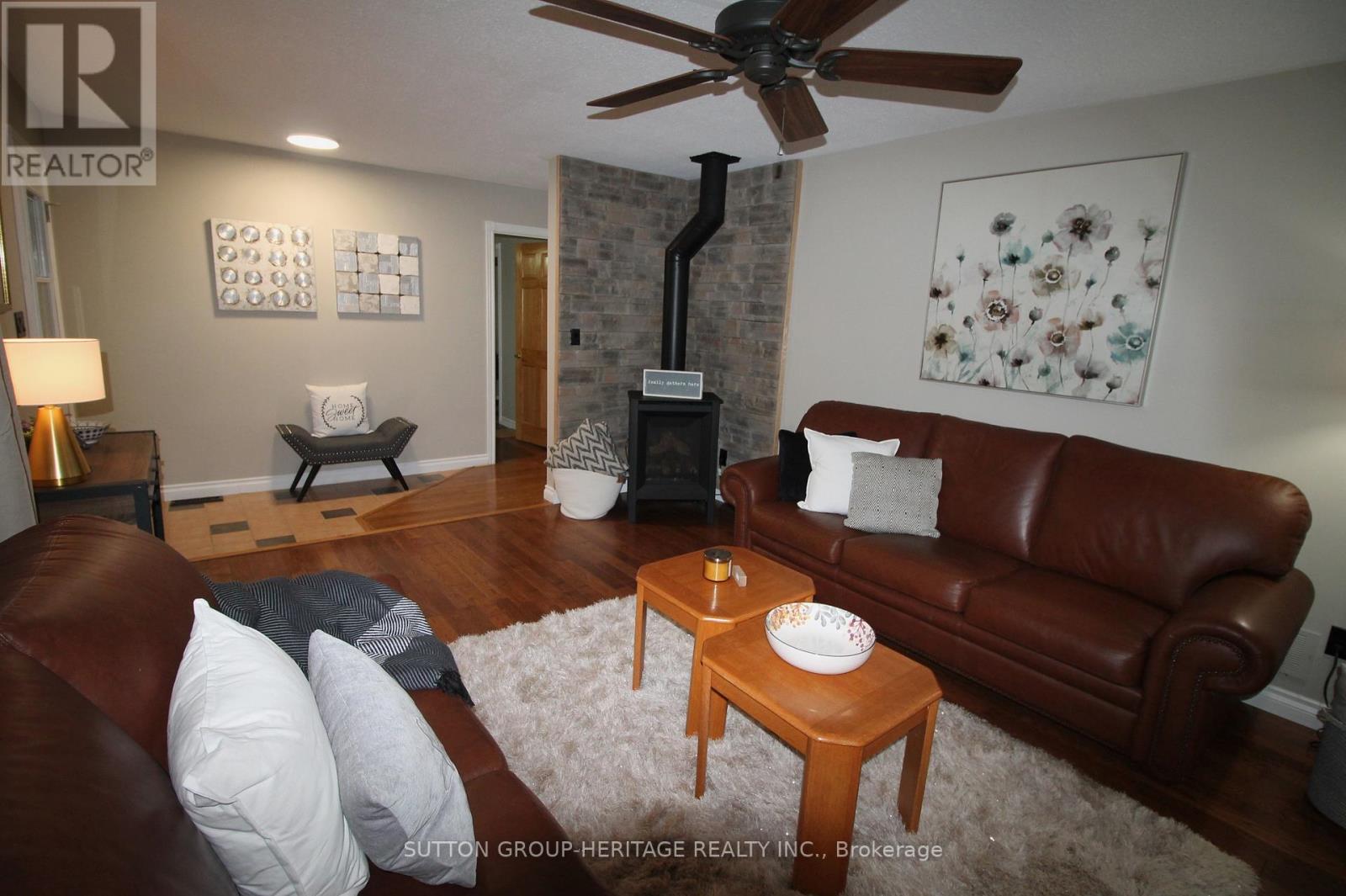 584 Rohallion Road S, Kawartha Lakes (Carden), Ontario  L0K 1B0 - Photo 6 - X12473268