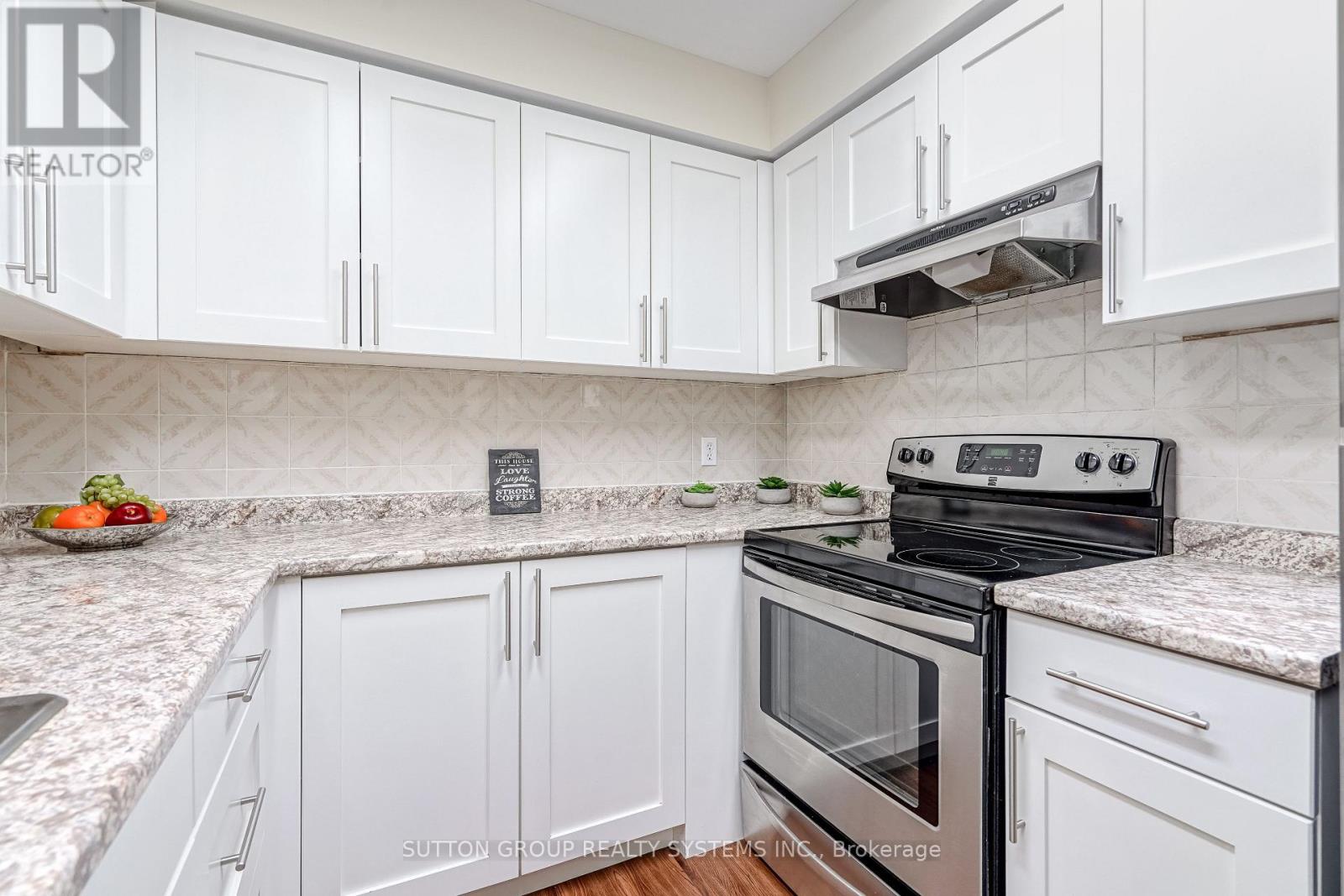 Upper - 85 Covington Crescent, Kitchener, Ontario  N2N 2X1 - Photo 8 - X12473292