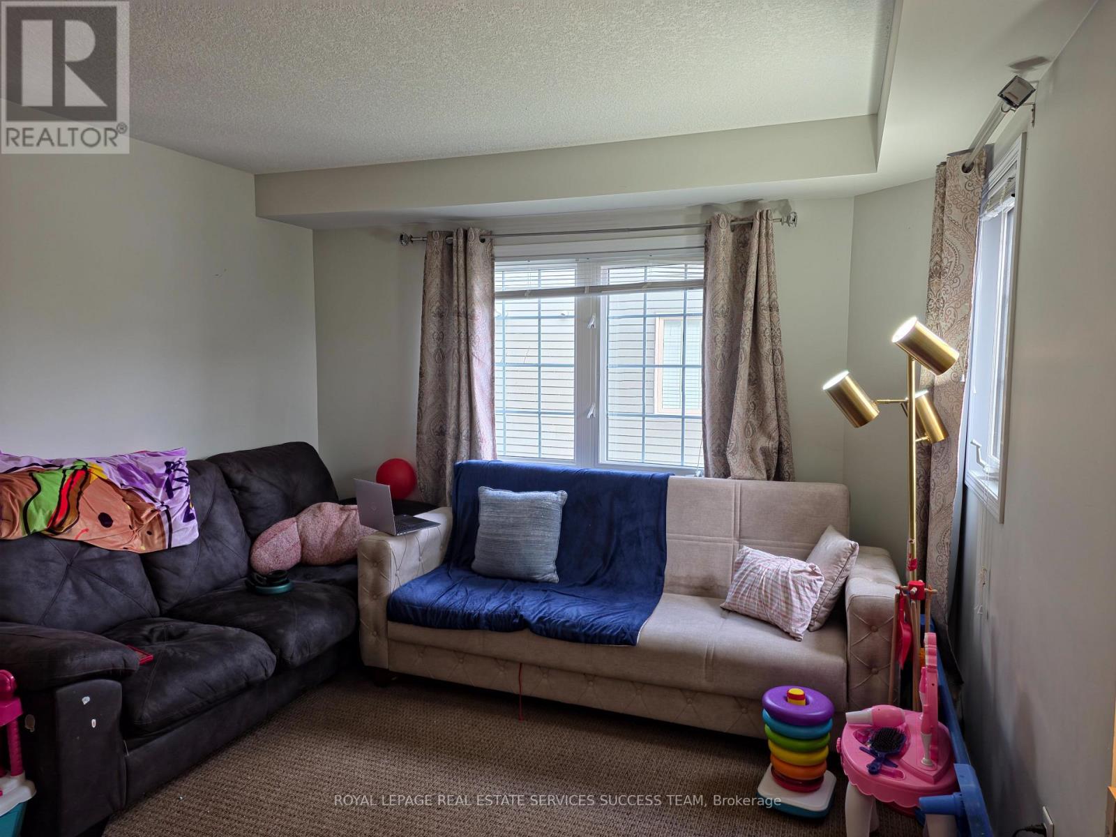 10b - 931 Glasgow Street, Kitchener, Ontario  N2N 0B6 - Photo 5 - X12473373