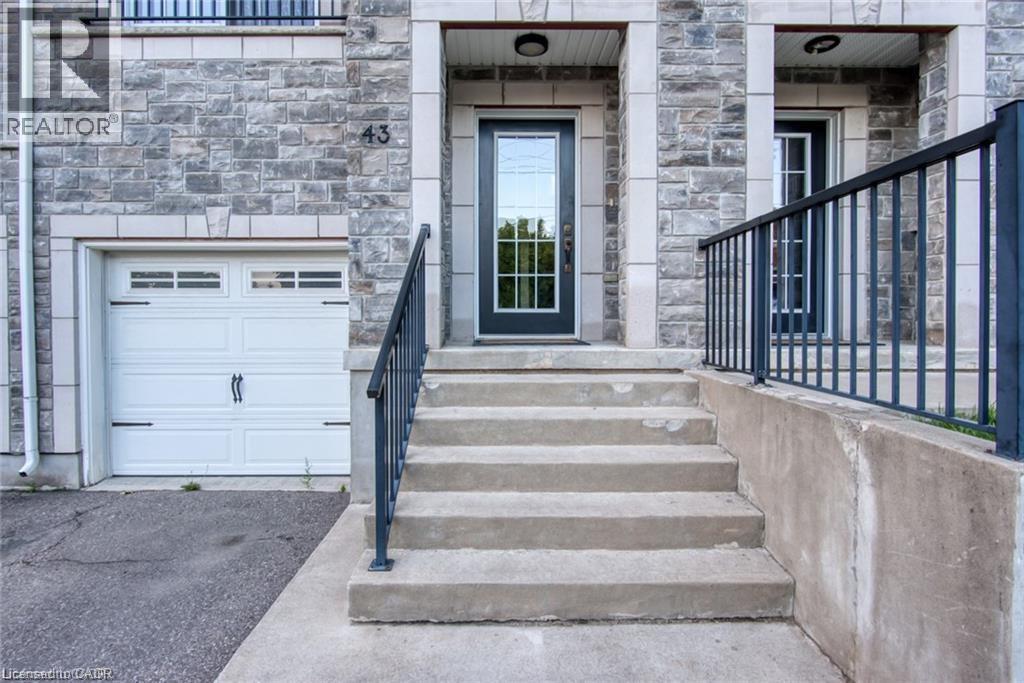 43 Woolwich Street, Kitchener, Ontario  N2K 1S2 - Photo 3 - 40780934