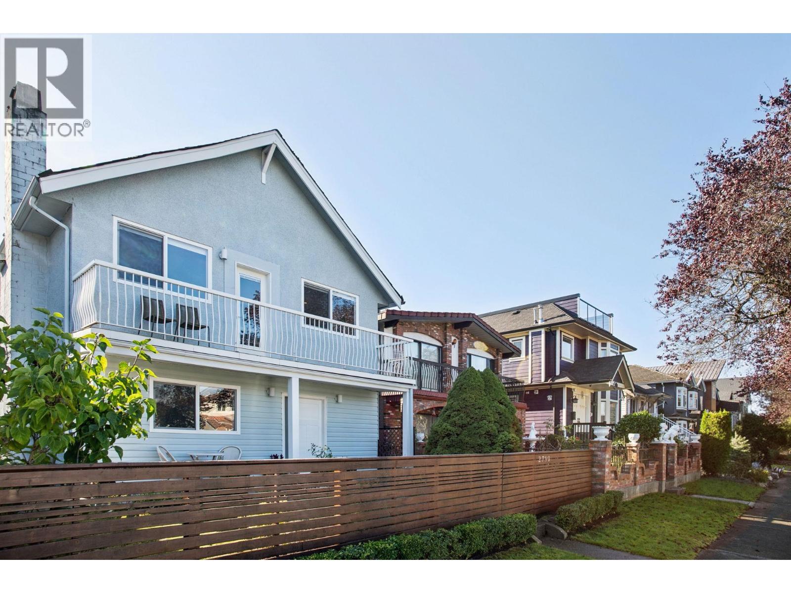 2790 Napier Street, Vancouver, British Columbia  V5K 2W8 - Photo 2 - R3060379