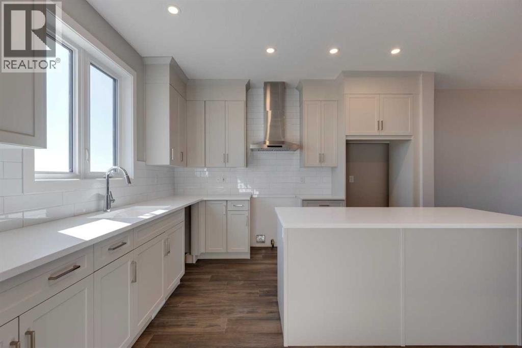 99 Southborough Crescent, Cochrane, Alberta  T4C 2S6 - Photo 27 - A2262263