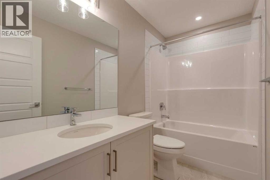 99 Southborough Crescent, Cochrane, Alberta  T4C 2S6 - Photo 13 - A2262263