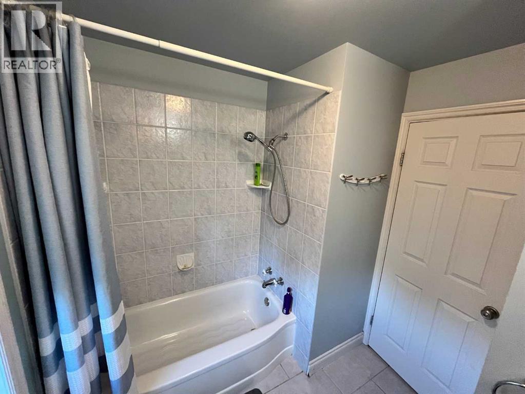 5104 44 Avenue, Taber, Alberta  T1G 1A9 - Photo 17 - A2265754