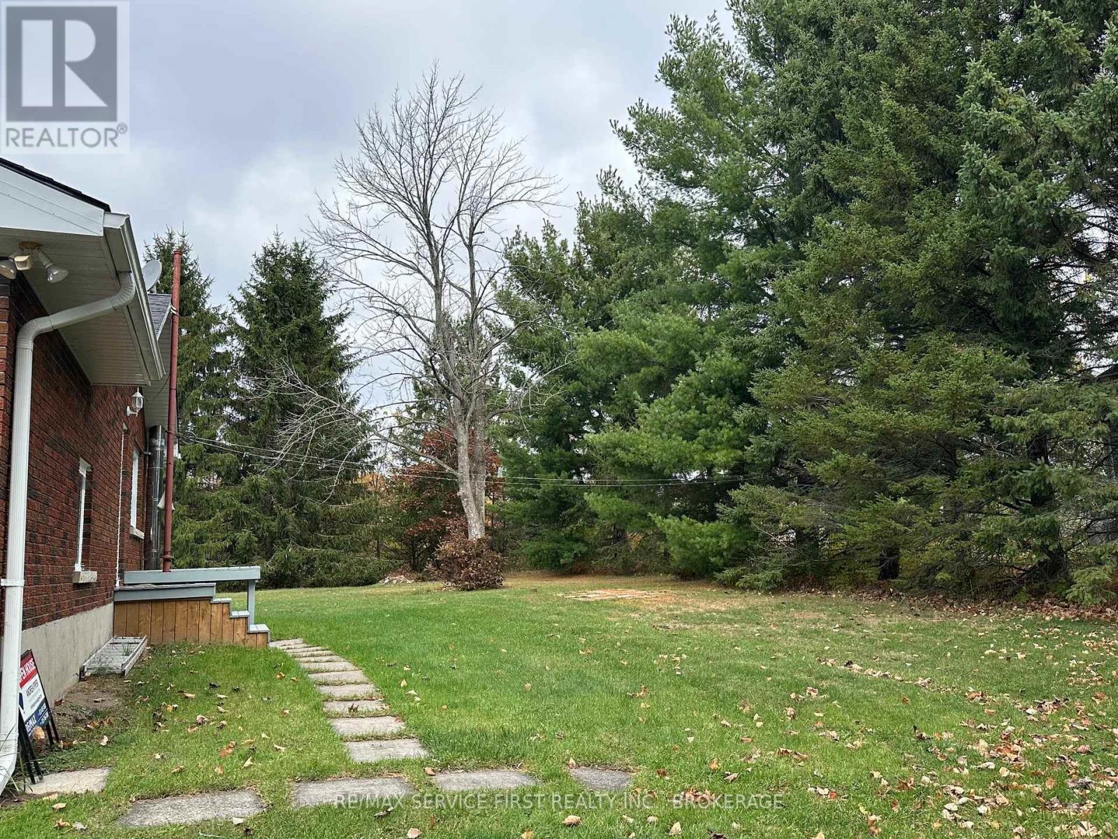 530 County Rd 2 Road, Front Of Leeds & Seeleys Bay, Ontario  K0E 1L0 - Photo 16 - X12469035