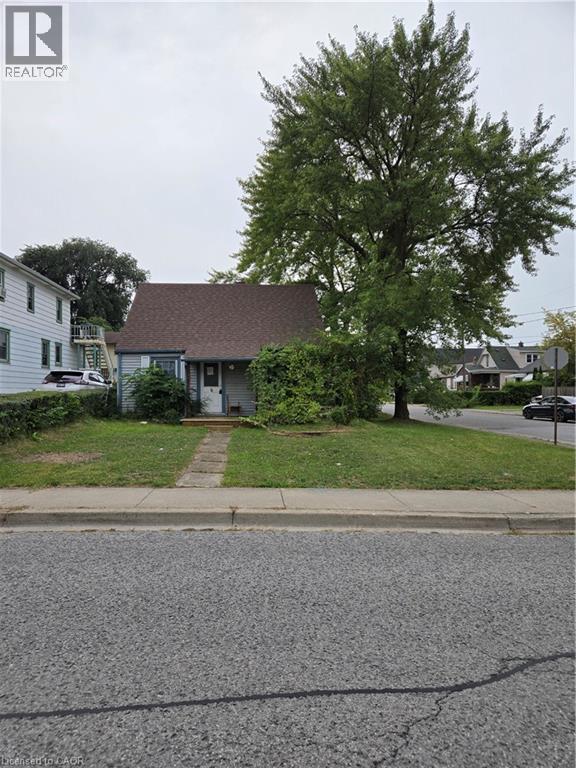 5406 Mcrae Street, Niagara Falls, Ontario  L2E 1R4 - Photo 1 - 40780719