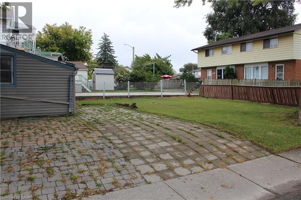 5406 Mcrae Street, Niagara Falls, Ontario  L2E 1R4 - Photo 11 - 40780719