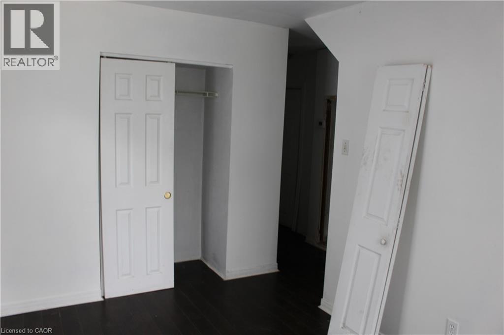 5406 Mcrae Street, Niagara Falls, Ontario  L2E 1R4 - Photo 16 - 40780719