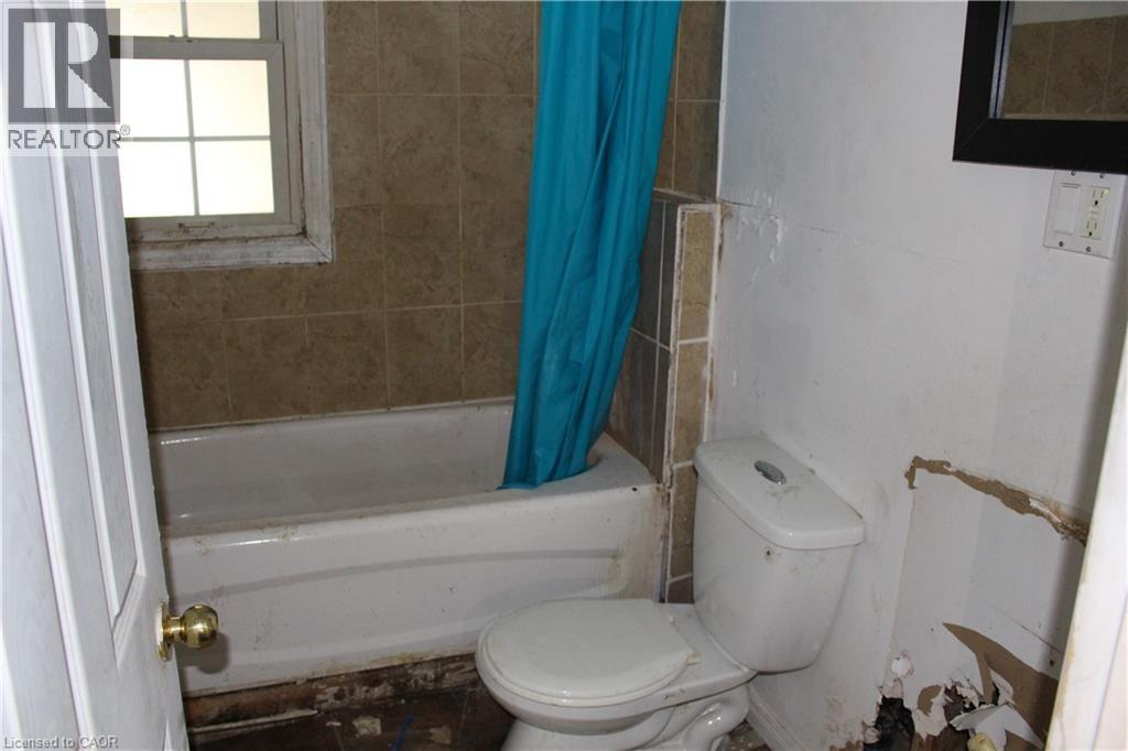 5406 Mcrae Street, Niagara Falls, Ontario  L2E 1R4 - Photo 26 - 40780719