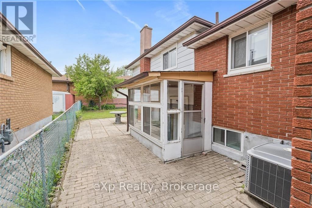 Bsmt - 29 Juanita Drive, Hamilton, Ontario  L9C 2G4 - Photo 2 - X12473472