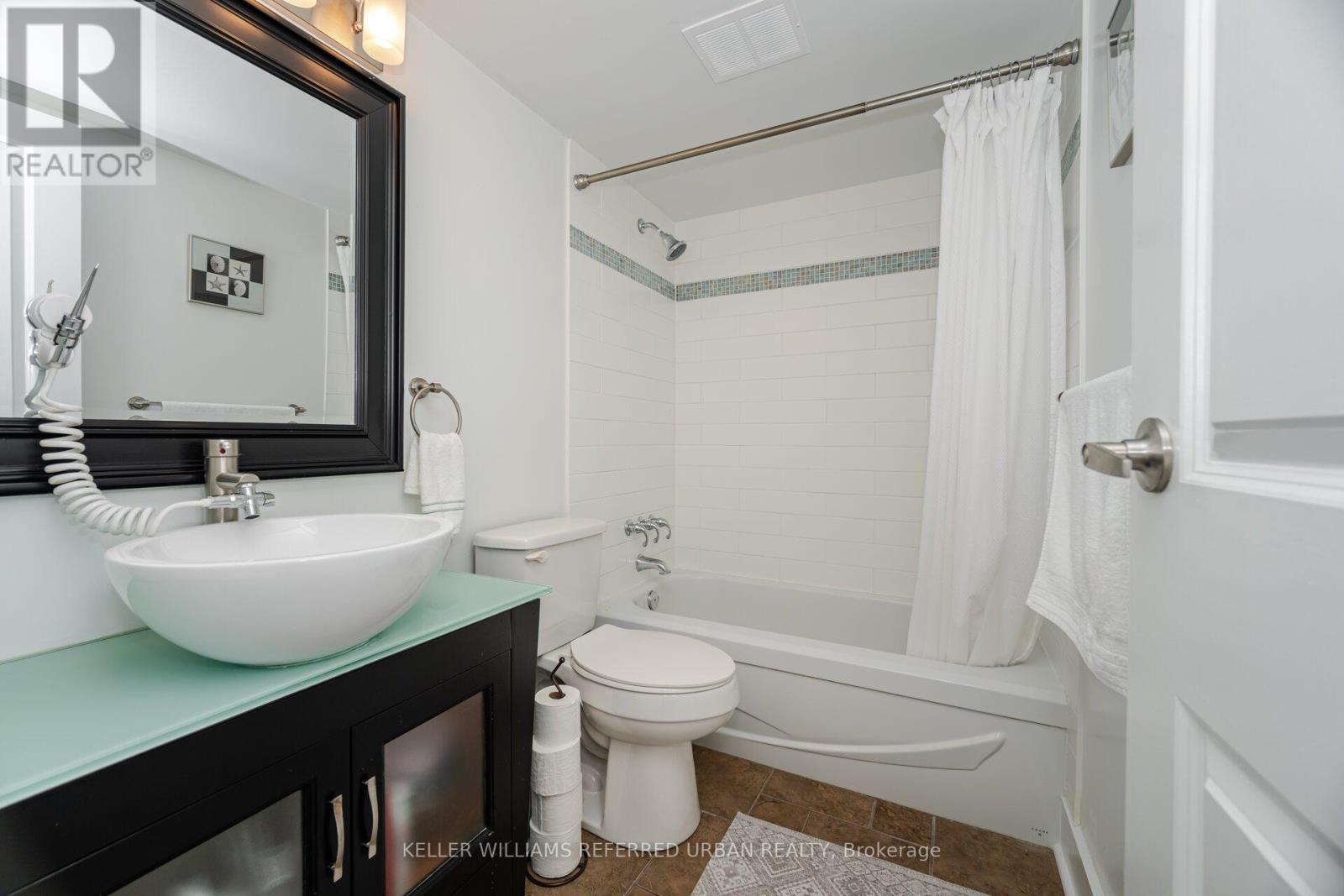107 - 77 Maitland Place, Toronto, Ontario  M4Y 2V6 - Photo 17 - C12441197