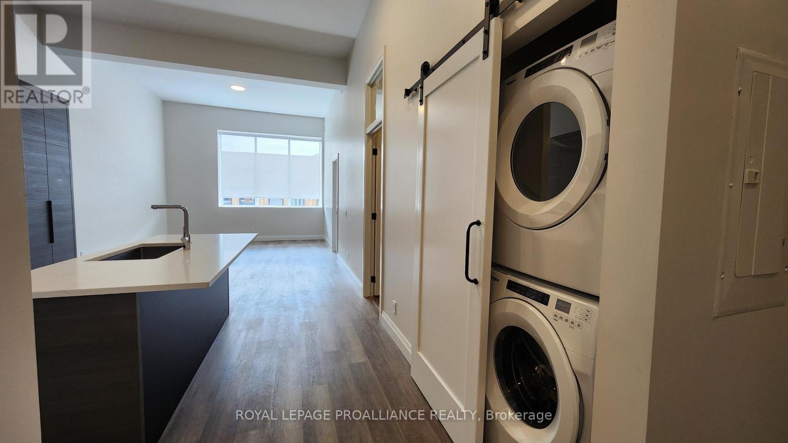 3 - 261 Front Street, Belleville, Ontario  K8N 2Z6 - Photo 10 - X12473491