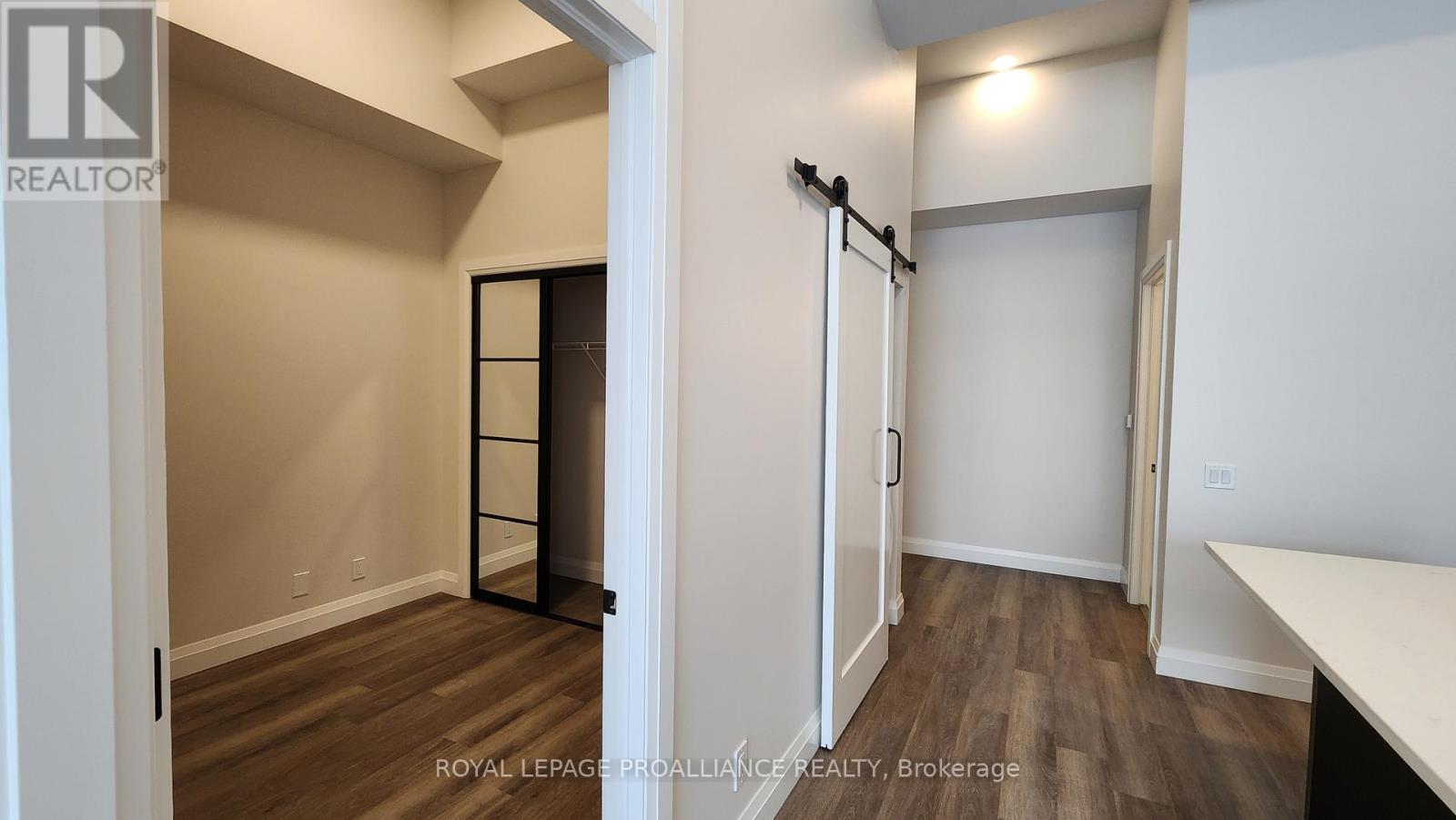 3 - 261 Front Street, Belleville, Ontario  K8N 2Z6 - Photo 14 - X12473491