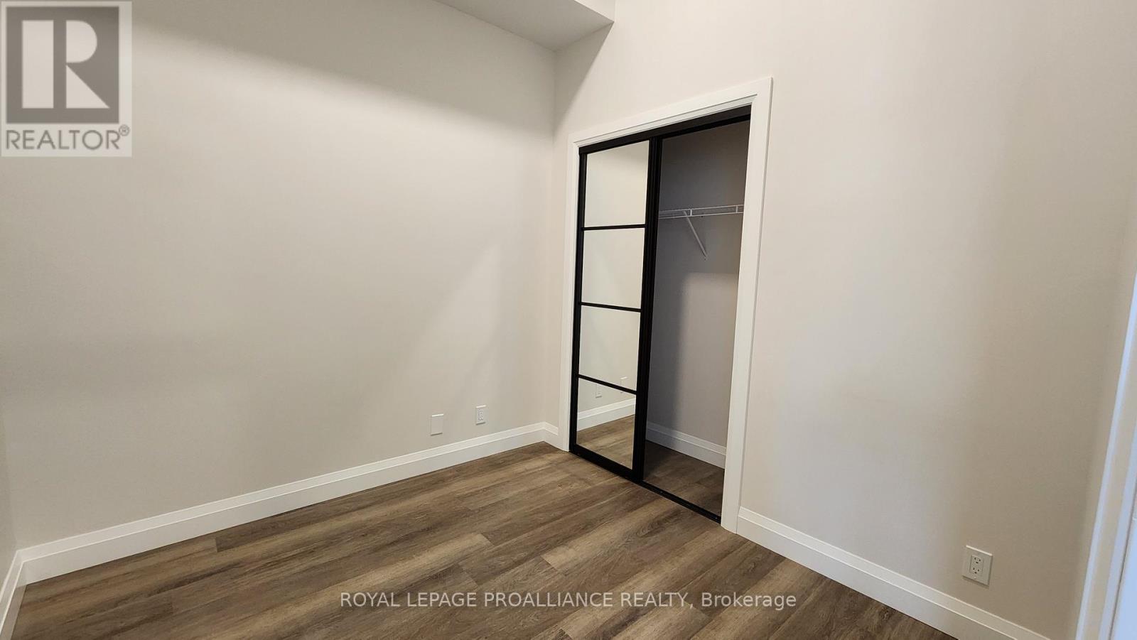 3 - 261 Front Street, Belleville, Ontario  K8N 2Z6 - Photo 15 - X12473491