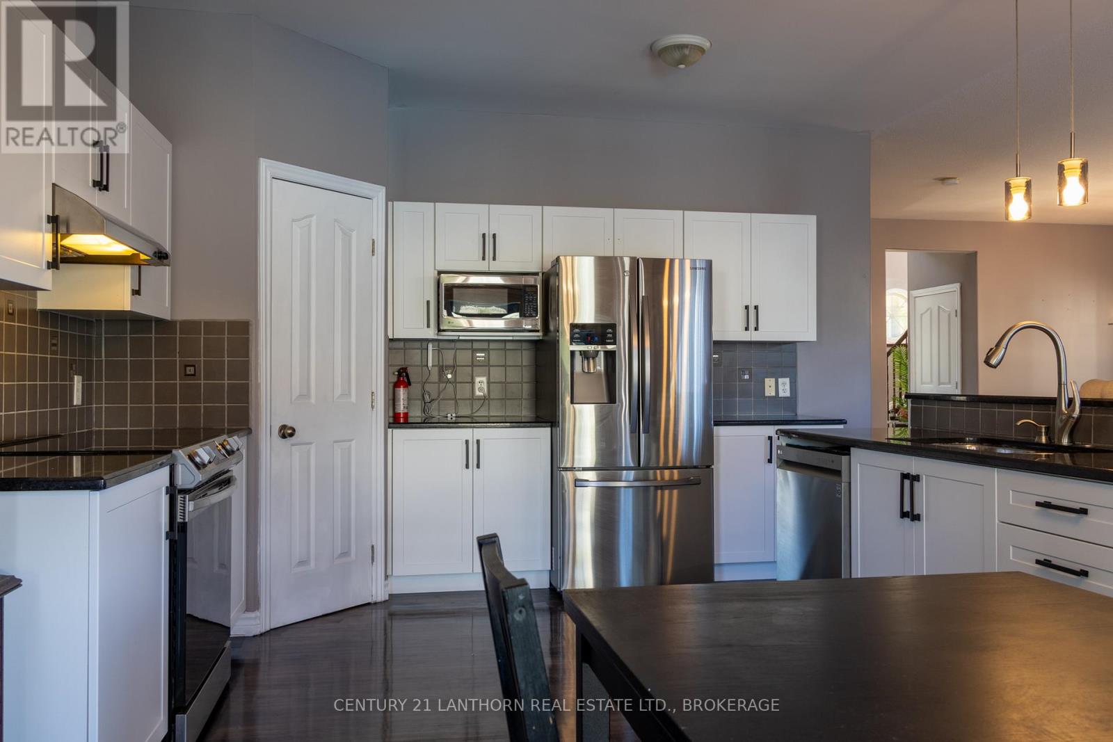 409 Cavendish Crescent, Kingston, Ontario  K7P 0E7 - Photo 20 - X12473536