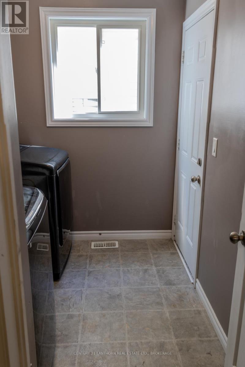 409 Cavendish Crescent, Kingston, Ontario  K7P 0E7 - Photo 23 - X12473536