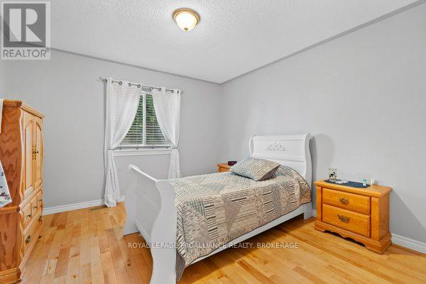 781 Shires Way, Kingston, Ontario  K7M 8X9 - Photo 20 - X12473595