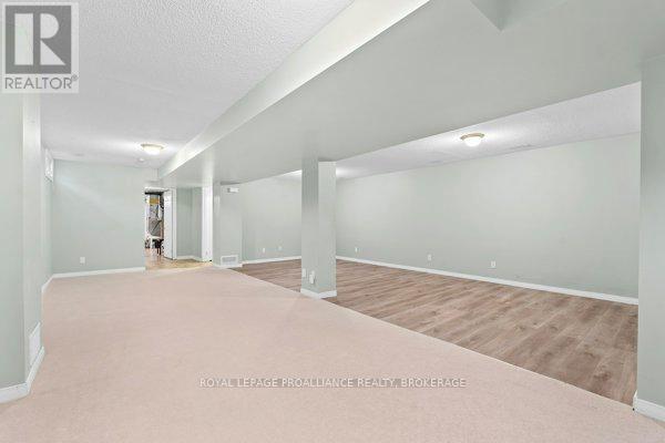 781 Shires Way, Kingston, Ontario  K7M 8X9 - Photo 28 - X12473595