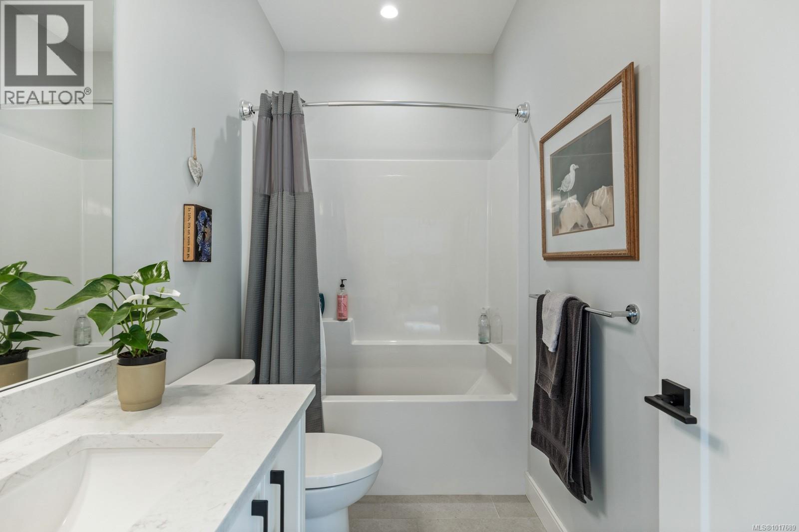 1570 Crown Isle Blvd, Courtenay, British Columbia  V9N 0G3 - Photo 34 - 1017689